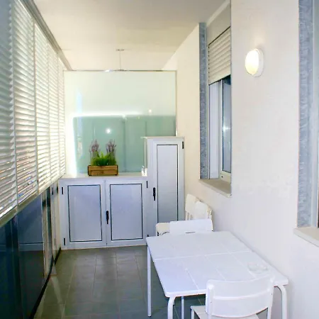 Carmed Homely By Hlclub Agency Apartment